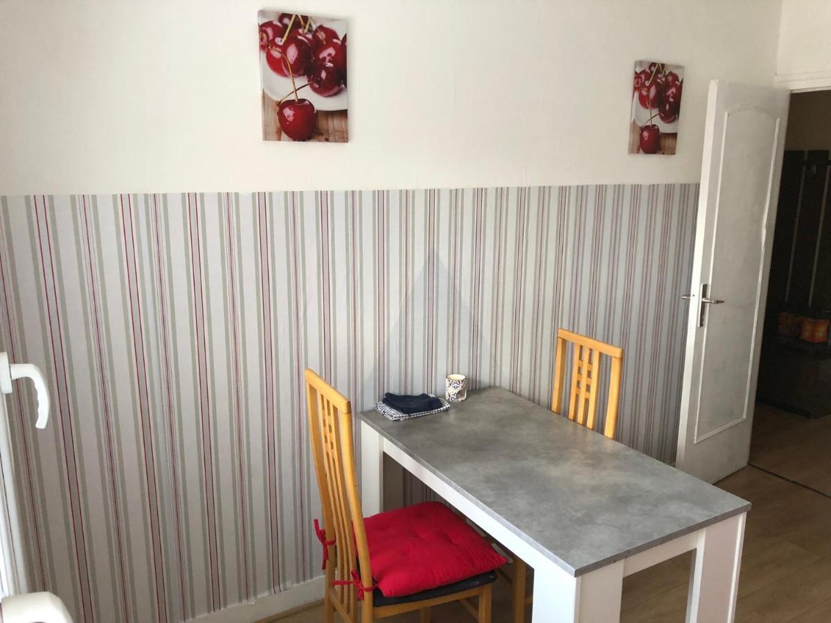 Gite De La Nievre - Centre Ville-2E Etage Flixecourt Luaran gambar